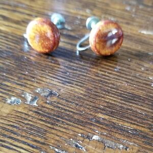 VINTAGE screw  on earrings